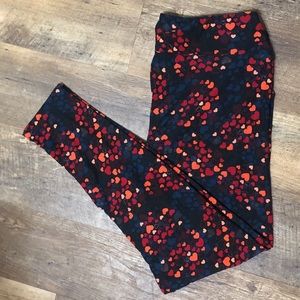 LuLaRoe Valentine’s Day leggings